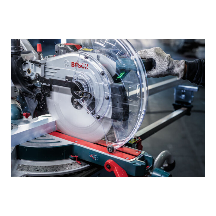 Lame de scie circulaire Bosch Standard pour aluminium, 216x2.2/1.6x30, 64 dents
