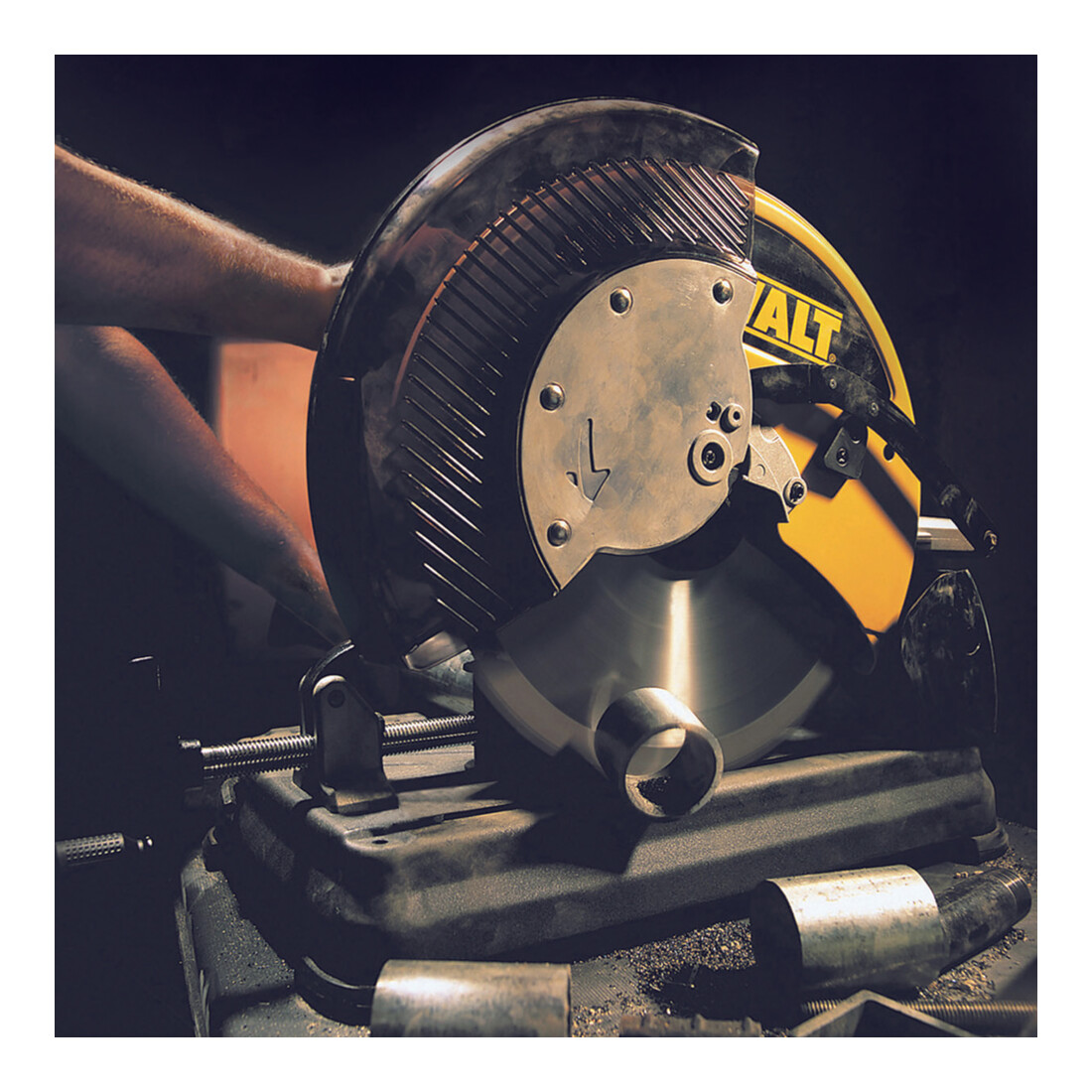 Lame de scie circulaire DEWALT fixe 355/25,4 mm 90TFZ DT1927-QZ