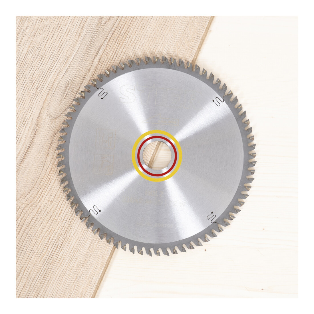 Lame de scie circulaire STIER Professionnel bois 210x2,4x30 72WZ