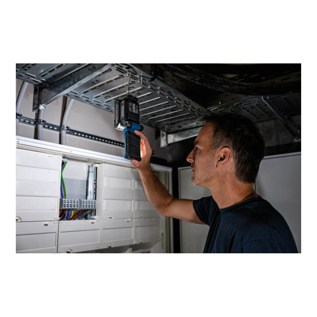 Lampe sans fil GLI 18V-800 Bosch