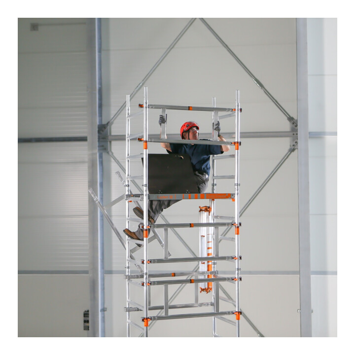 Layher Fahrgerüst SoloTower Typ 1600104 AH 6,15 m SH 4,15 m