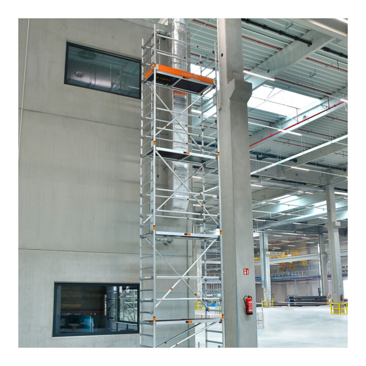 Layher Fahrgerüst Uni Leicht P2 7,1 m Arbeitshöhe 9,10 m