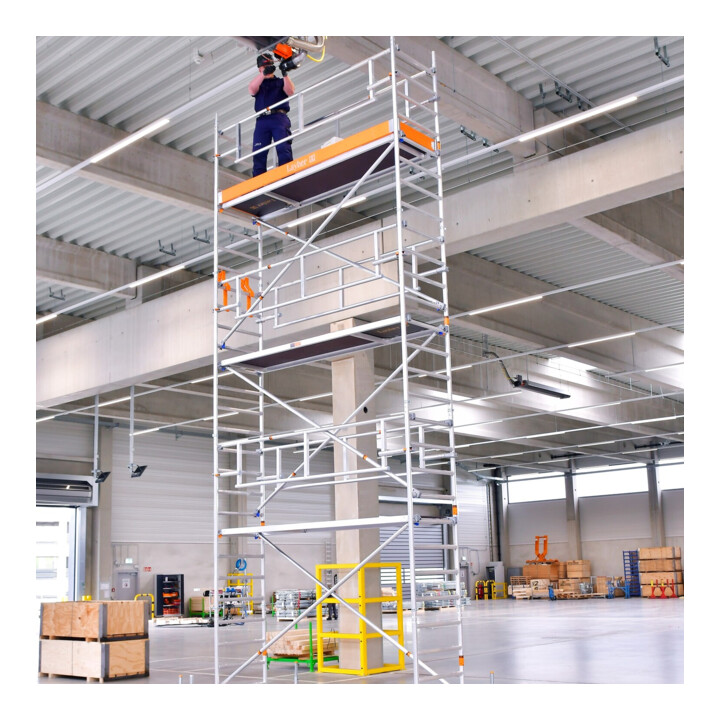 Layher Fahrgerüst Uni Standard P2 SAFETY PLUS Doppelgeländer 4,35 m Höhe
