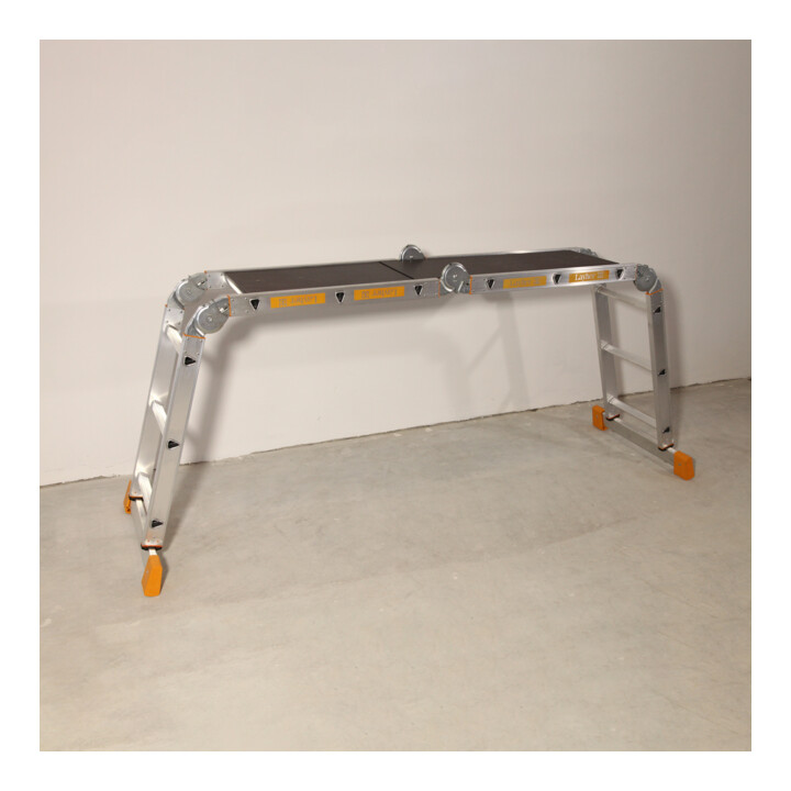 Layher Kofferraumleiter TOPIC 1057 4x3 mit Plattform