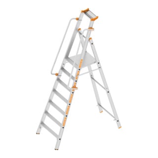 Layher Plattformleiter TOPIC 1074.5 7 Stufen konisch