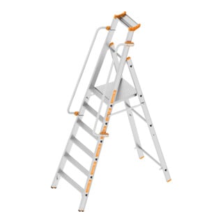 Layher Plattformleiter TOPIC 1074.5 8 Stufen konisch