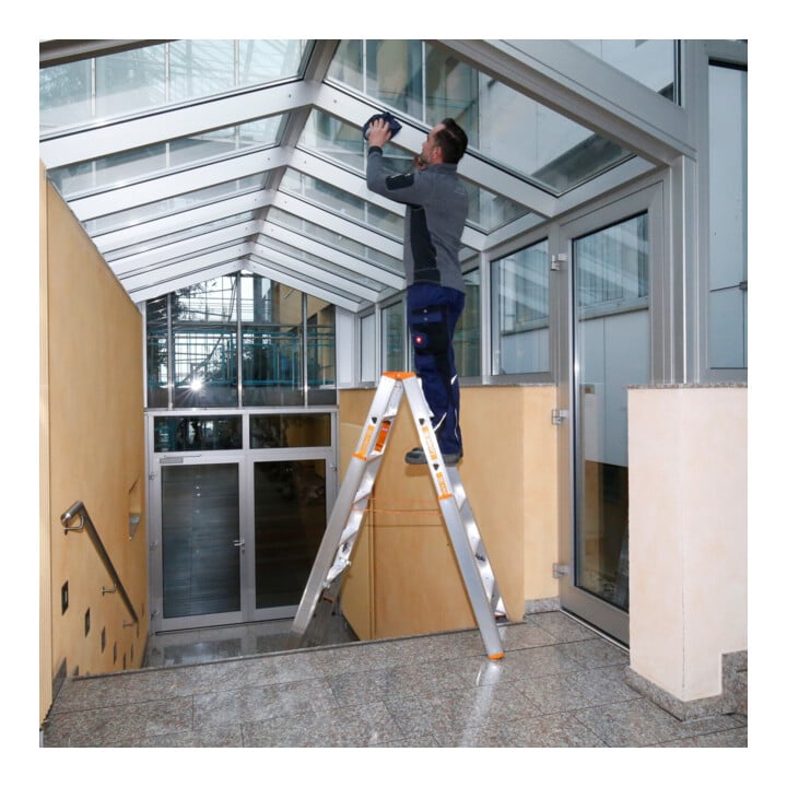 Layher Treppenstehleiter TOPIC 1062 2x8 Stufen