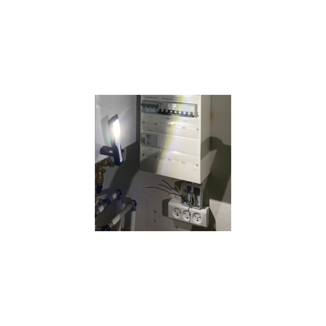 LED-Akkuhandleuchte 20-200 Lm 3,7 V / 1200 mAh Li-ion Ip54