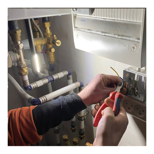 LED-Stiftlampe WORK PEN 200 R 20-200 lm Li-Ion SCANGRIP