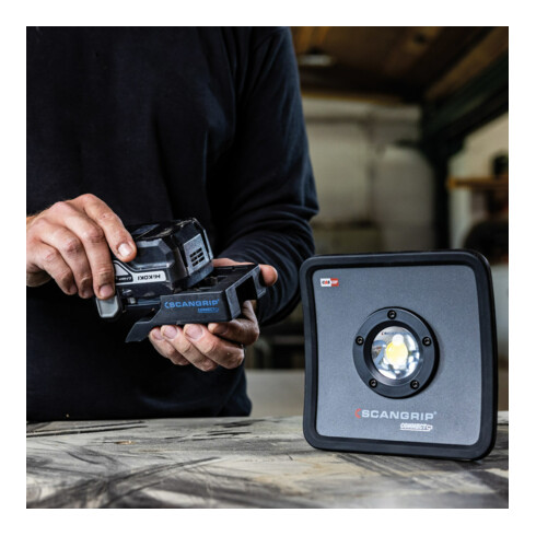LED-Strahler NOVA 2 CONNECT 16 W 200-2000 lm IP30 SCANGRIP