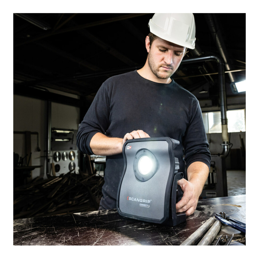 LED-Strahler NOVA 4 CONNECT 30 W 400-4000 lm IP65 SCANGRIP