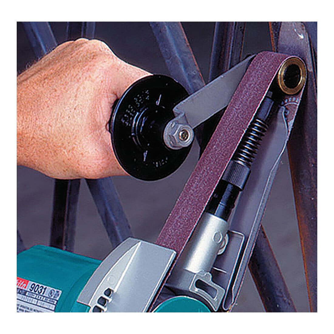 Lime à bande Makita 9031