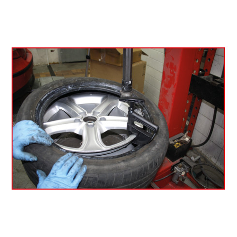 Maintien de talon de pneu