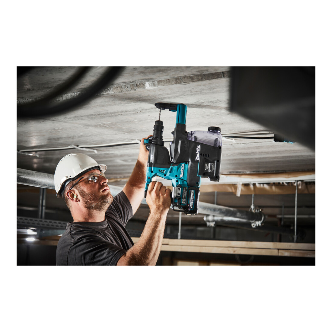 Makita accu combi hamer SDS+ 40V HR004GM201