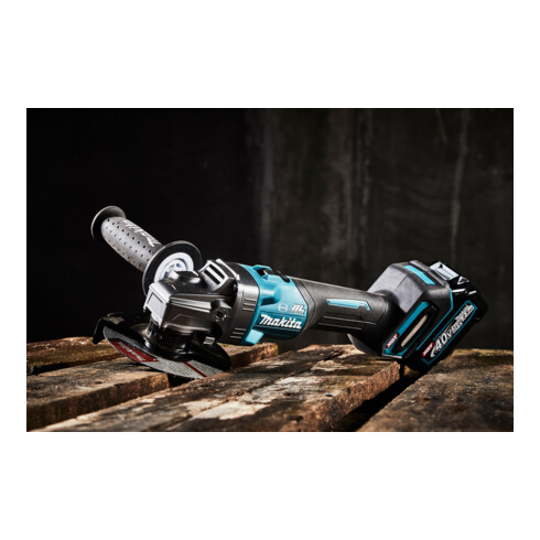 Makita accu haakse slijper 40V GA005GM201