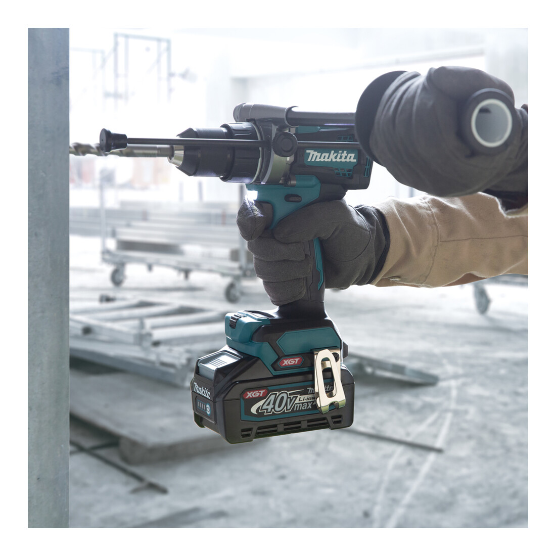 Makita accu klopboormachine 40V HP001GZ