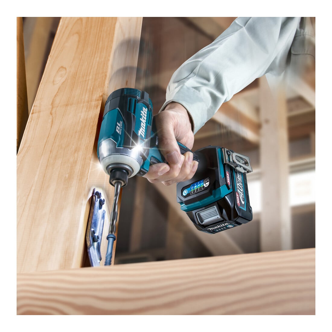 Makita accu slagmoersleutel 40V TD001GD201