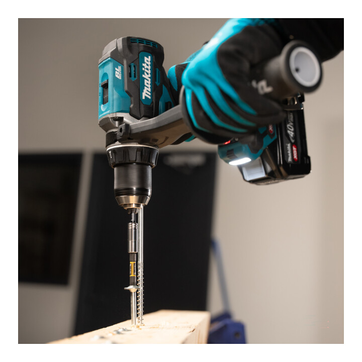 Makita Accuboormachine 40V max. zonder accu zonder oplader