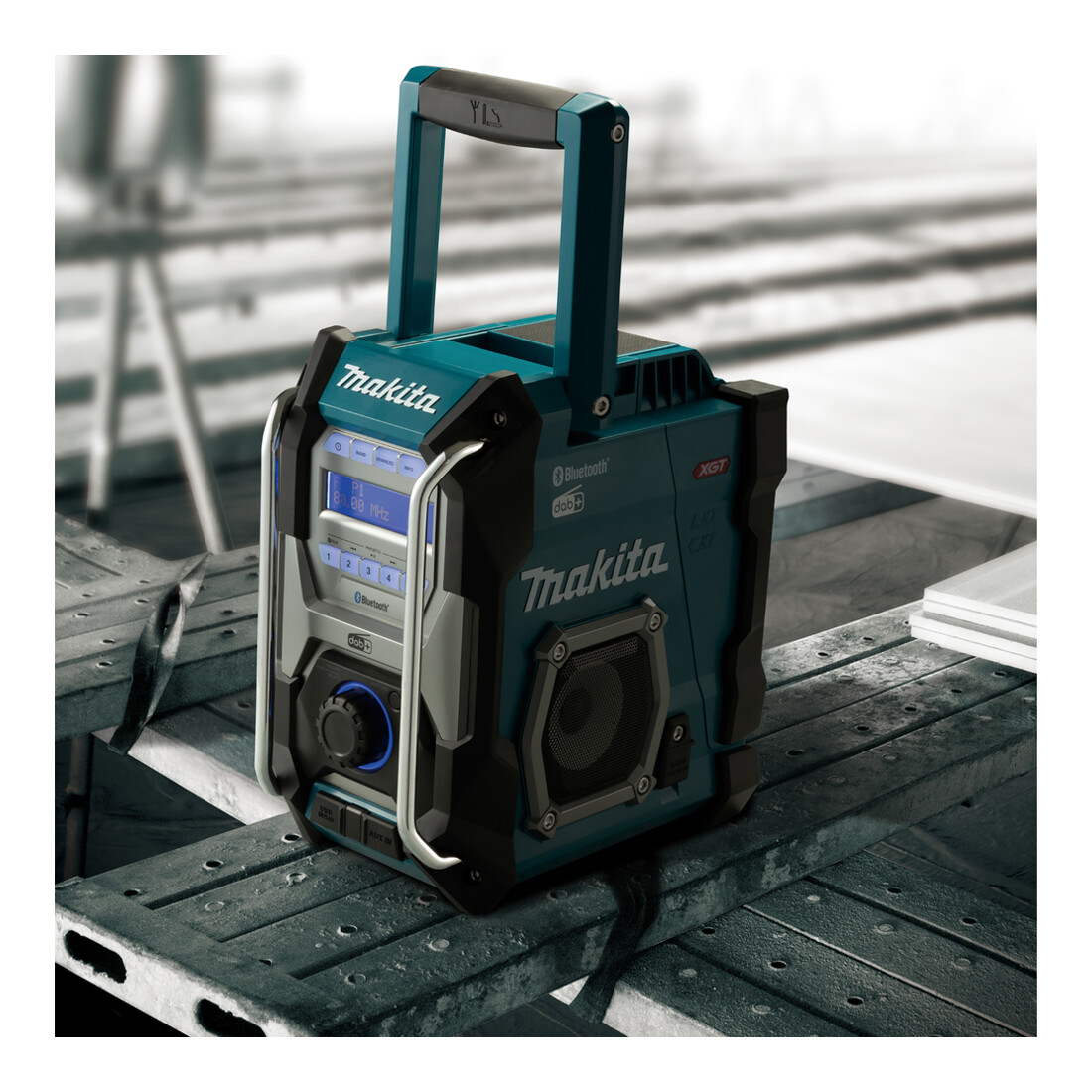 Makita Akku-Baustellenradio MR004GZ