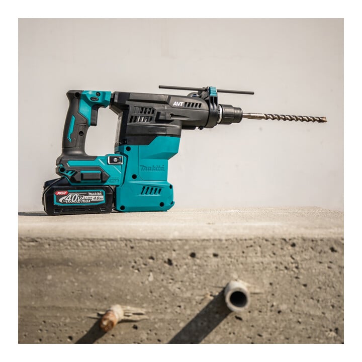 Makita Akku-Kombihammer SDS-PLUS 40V max. / 4,0 Ah, 2 Akkus + Ladegerät im Transportkoffer