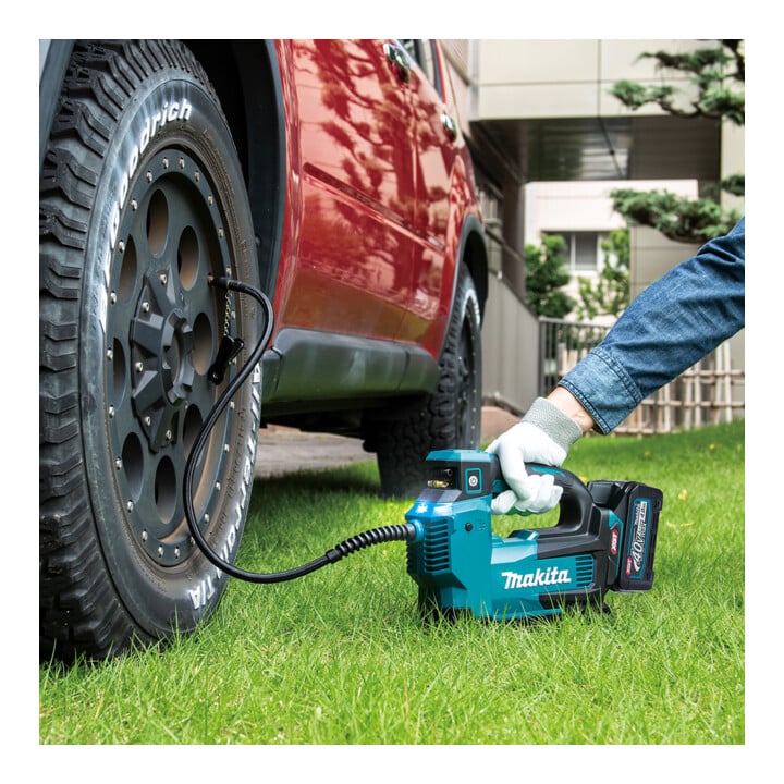 Makita Akku-Kompressor 11 bar 40V MP001GZ