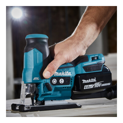 Makita Akku-Pendelhubstichsäge 18V im MAKPAC Gr. 3