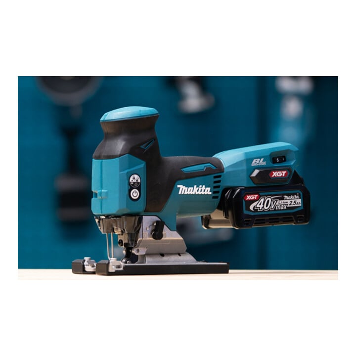 Makita Akku-Pendelhubstichsäge 40V, 3500 U/min