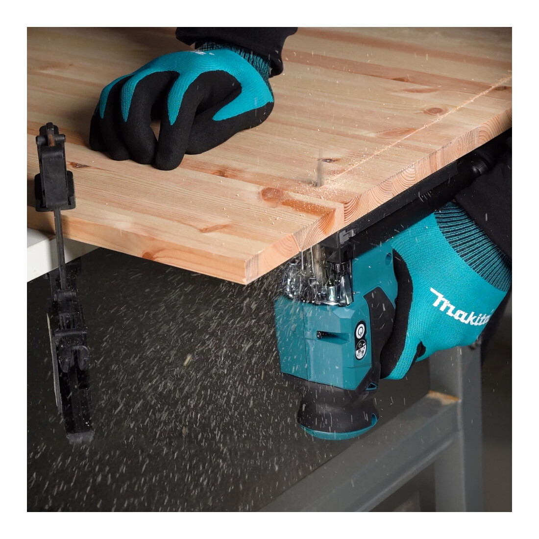 Makita Akku-Pendelhubstichsäge 40V, 3500 U/min