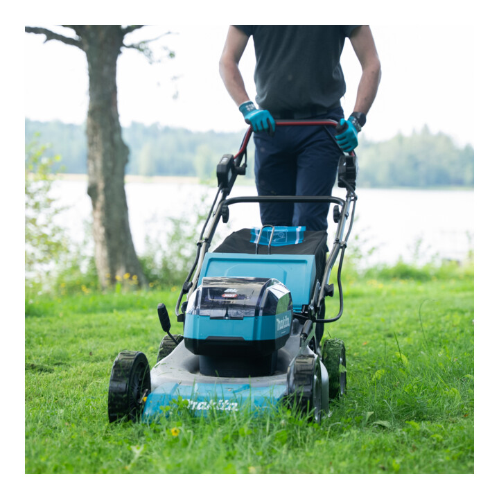 Makita Akku-Rasenmäher LM001GT204, 40 V max., 48 cm, 62 l, 1.900 W