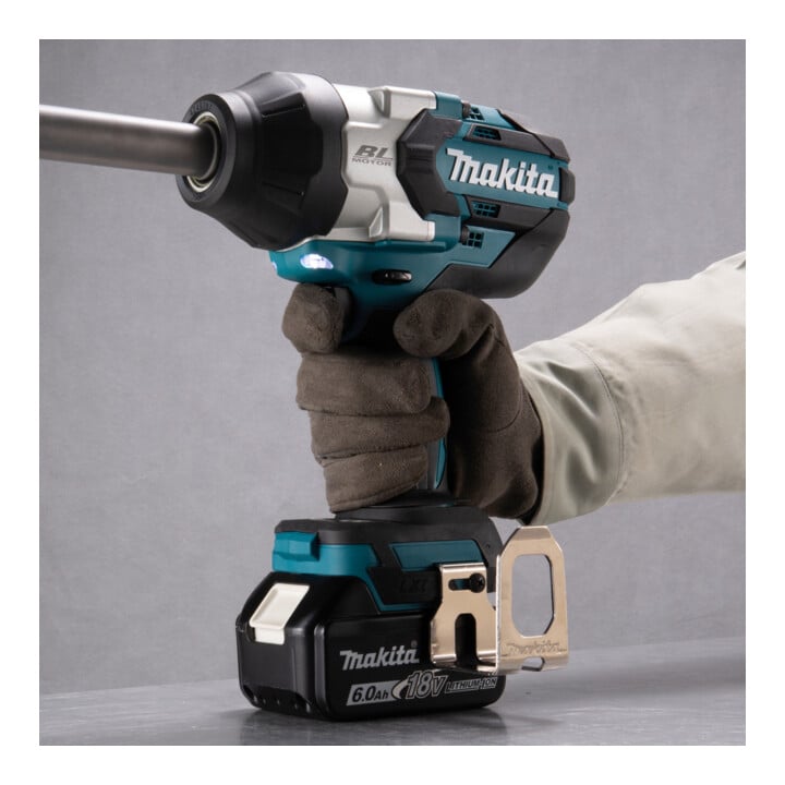 Makita Akku-Schlagschrauber 18V 3/4" Außenvierkant Langschaft