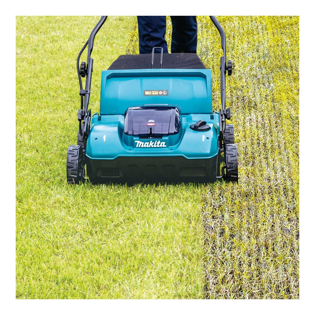 Makita Akku-Vertikutierer 40V, 38 cm, 3200 U/min, ohne Akku
