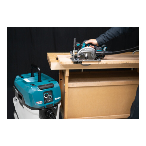 Makita Aspirateur sans fil 2x40V max., 40/30 l, humide/sec, L, AWS