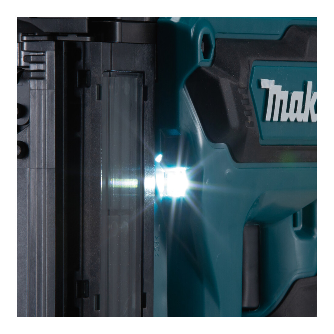 Makita Chiodatrice a batteria 18V DFN350Z