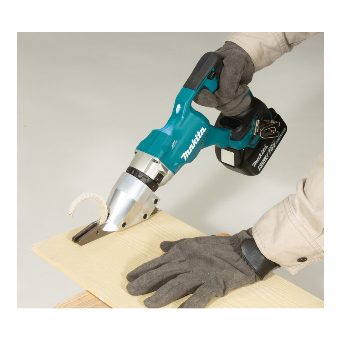 Makita Cisaille sans fil pour fibrociment 18V • 13 mm