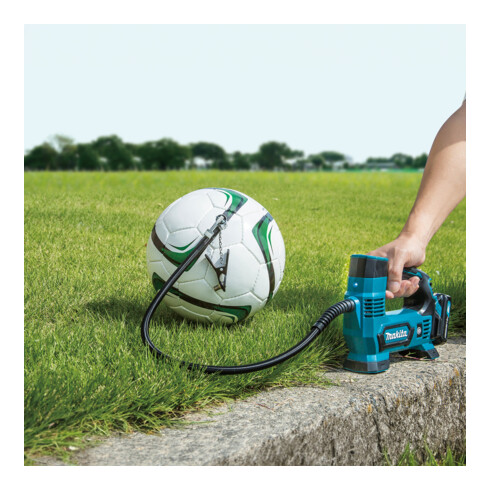 Makita Compressore a batteria 8,3 bar 12V MP100DZ