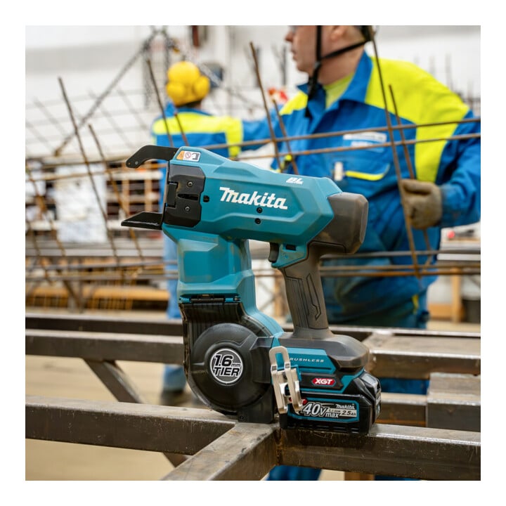 Makita Connecteur de treillis d’armature sans fil 40V max. sans batterie ni chargeur dans MAKPAC