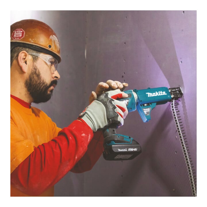 Makita draadloze schroevendraaier DFS452Z