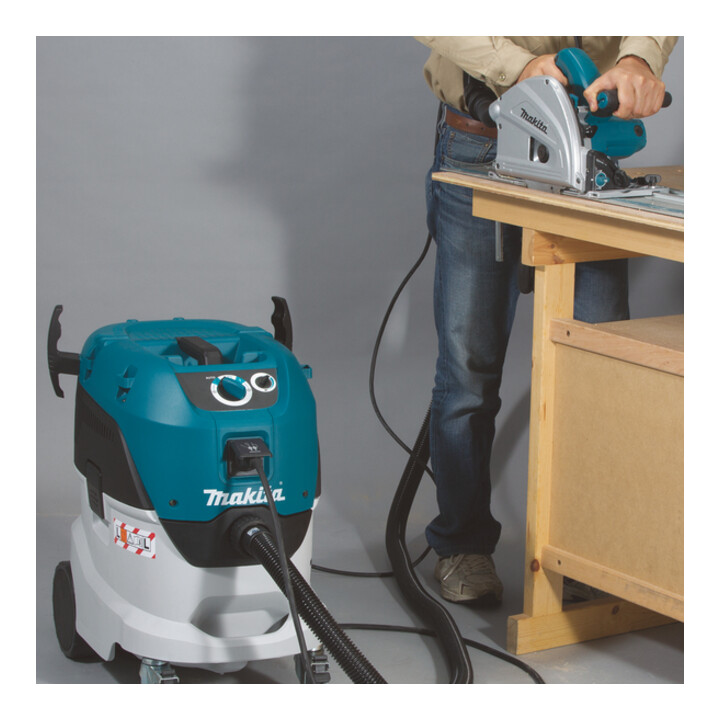 Makita industriële stofzuiger 42 liter stofklasse VC4210LX