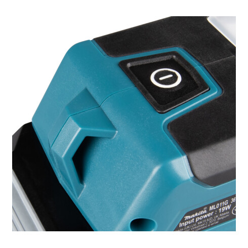 Makita LED-Akku-Taschenlampe XGT, max. 40V, 300 lm