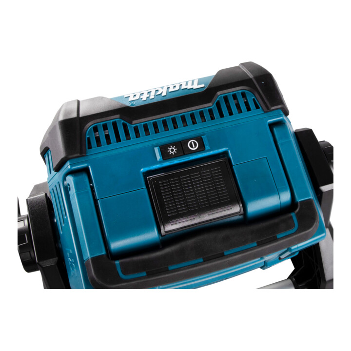 Makita LED-Baustrahler 14,4V-18V,230V mit 96 LEDs DEADML809