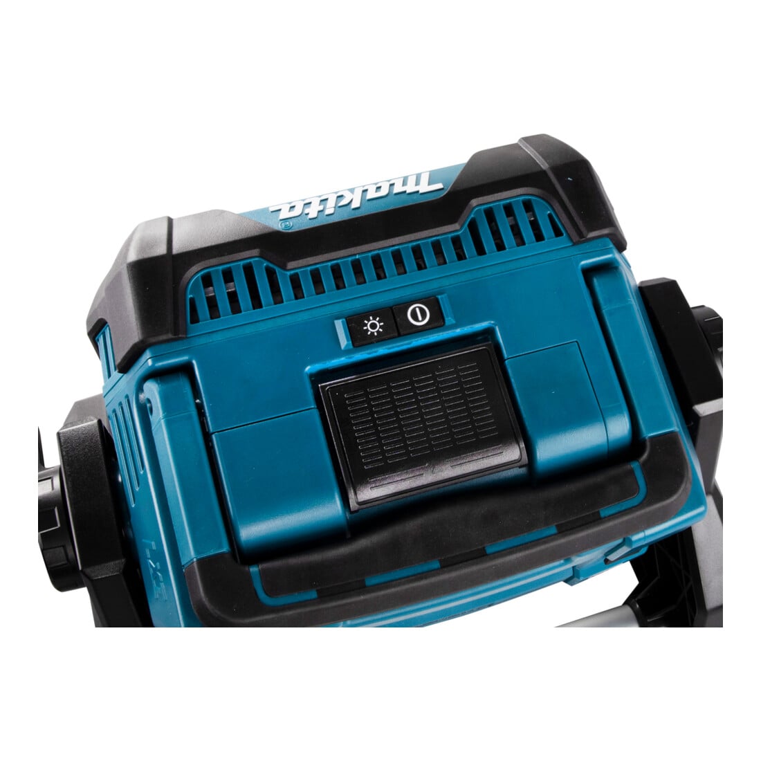 Makita LED-Baustrahler 14,4V-18V,230V mit 96 LEDs DEADML809