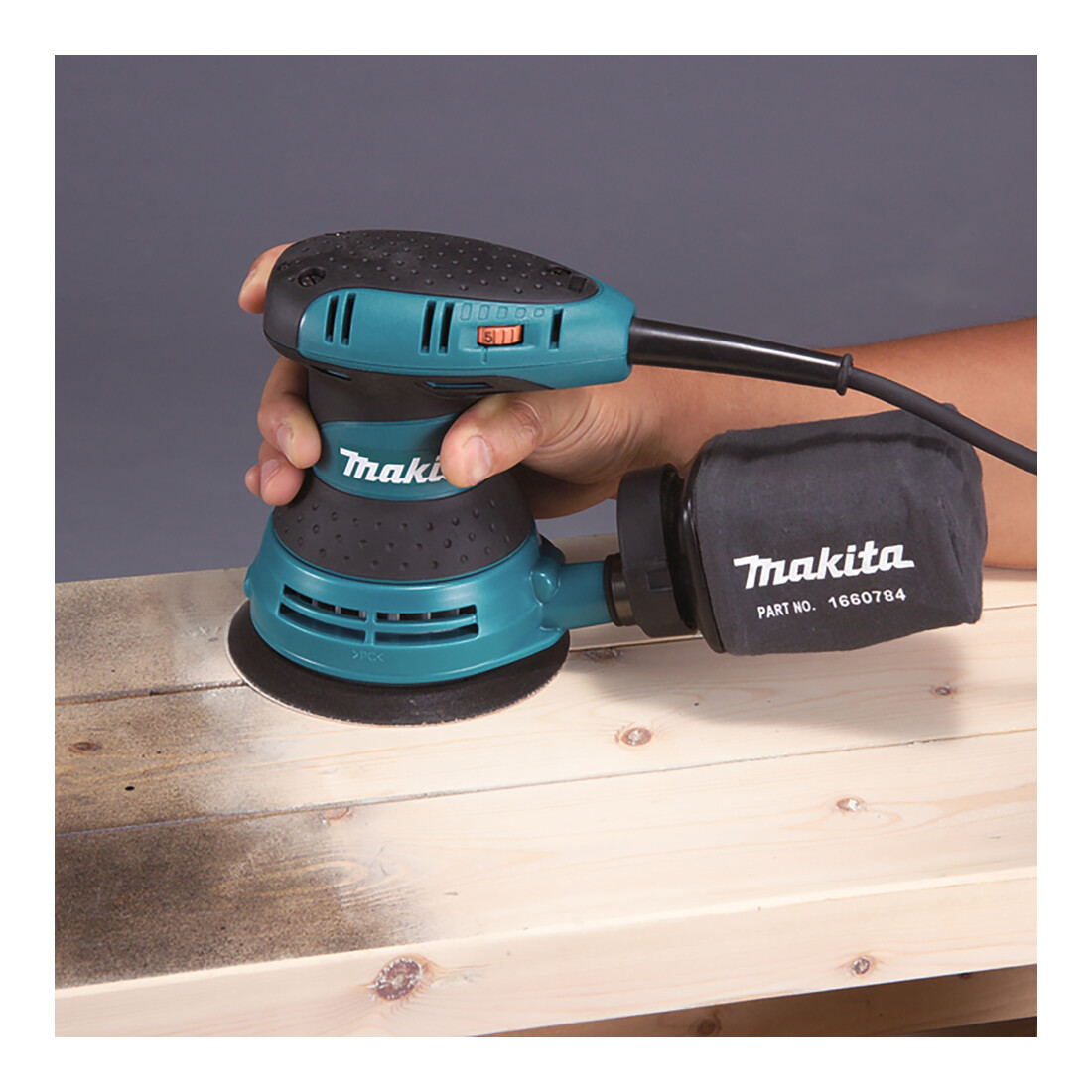 Makita Levigatrice roto-orbitale 125mm BO5031J
