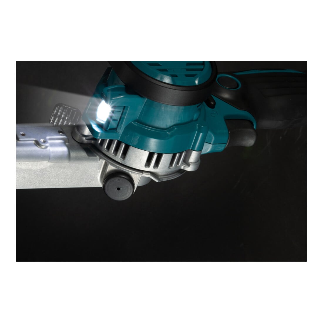 Makita Lima a nastro a batteria 18V DBS180Z