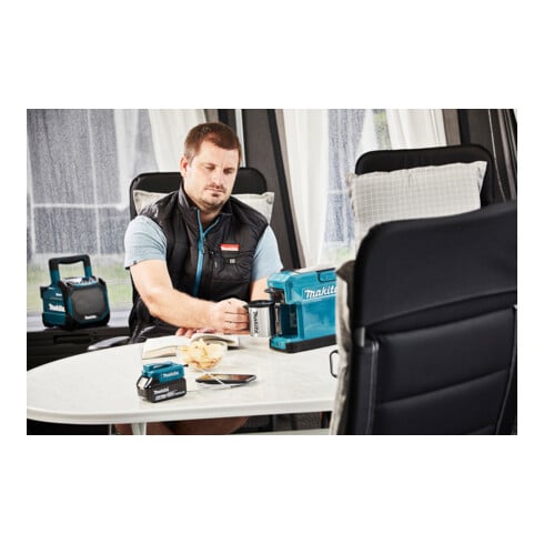 Makita Macchina per caffè a batteria CXT/LXT DCM501Z