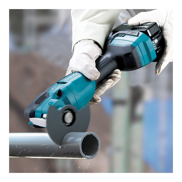 Makita Outil multifonction sans fil 18V 5,0 Ah 2 batteries Chargeur Set accessoires