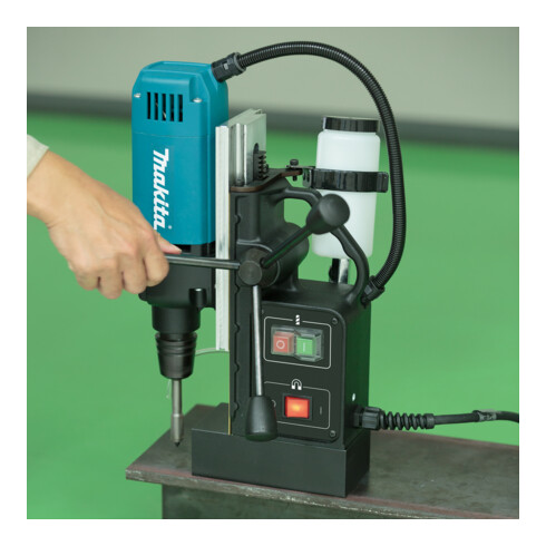 Makita Perceuse magnétique 1 050 W