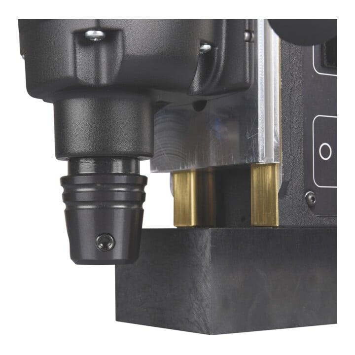 Makita Perceuse magnétique 1 050 W