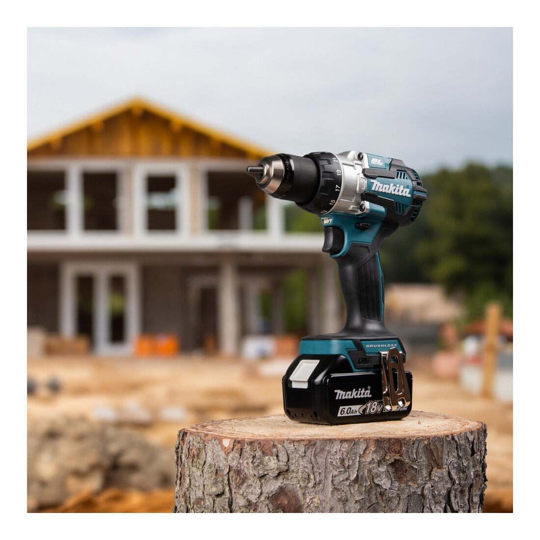 Makita Perceuse-visseuse à percussion sans fil 18V, 1800 tr/min, sans batterie