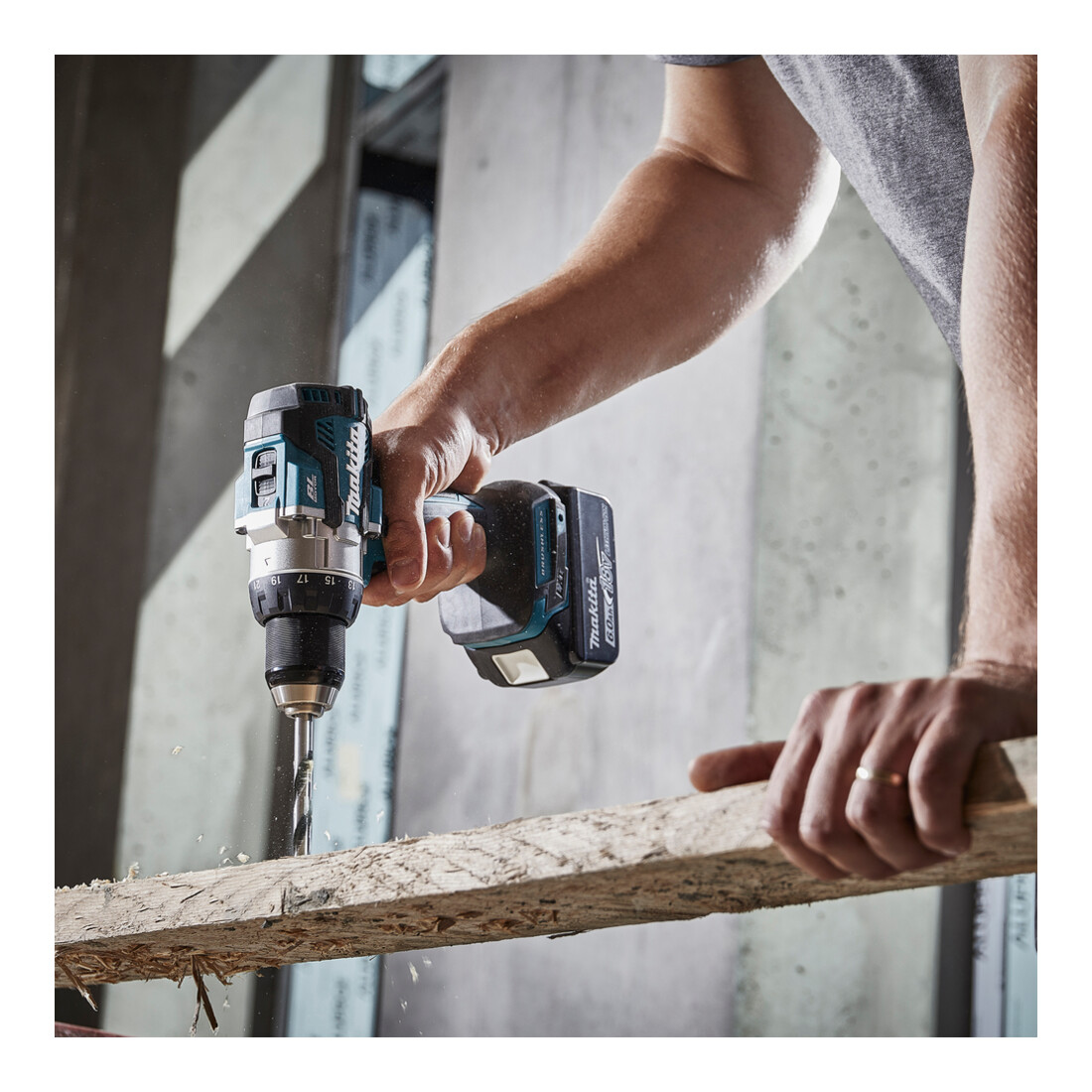 Makita Perceuse-visseuse sans fil 18V, 1800 tr/min, sans batterie