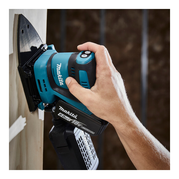 Makita Ponceuse vibrante sans fil 18V (sans batterie, sans chargeur)